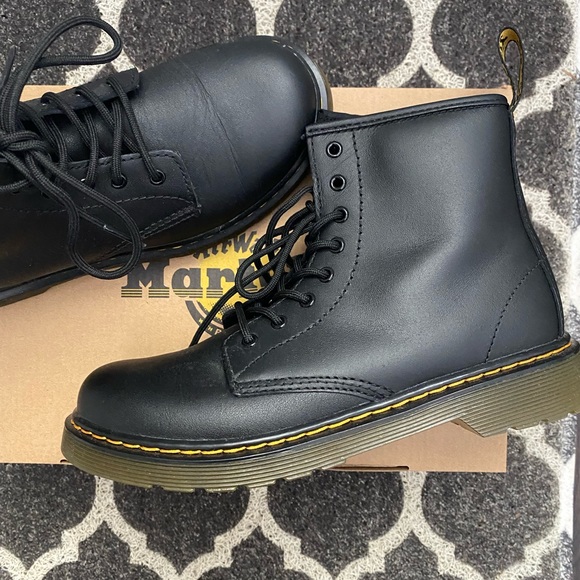 Nearly new kids Doc Martens Boots. - Picture 1 of 6
